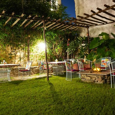 Petal Of Mewar - A Luxury Boutique Hotel Udaipur Exteriör bild