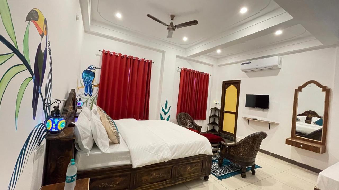 Petal Of Mewar - A Luxury Boutique Hotel Udaipur Exteriör bild