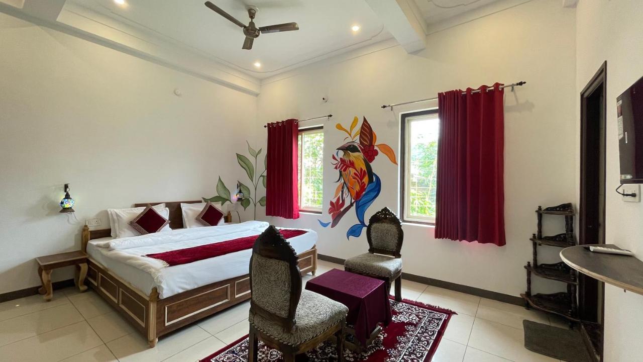 Petal Of Mewar - A Luxury Boutique Hotel Udaipur Exteriör bild
