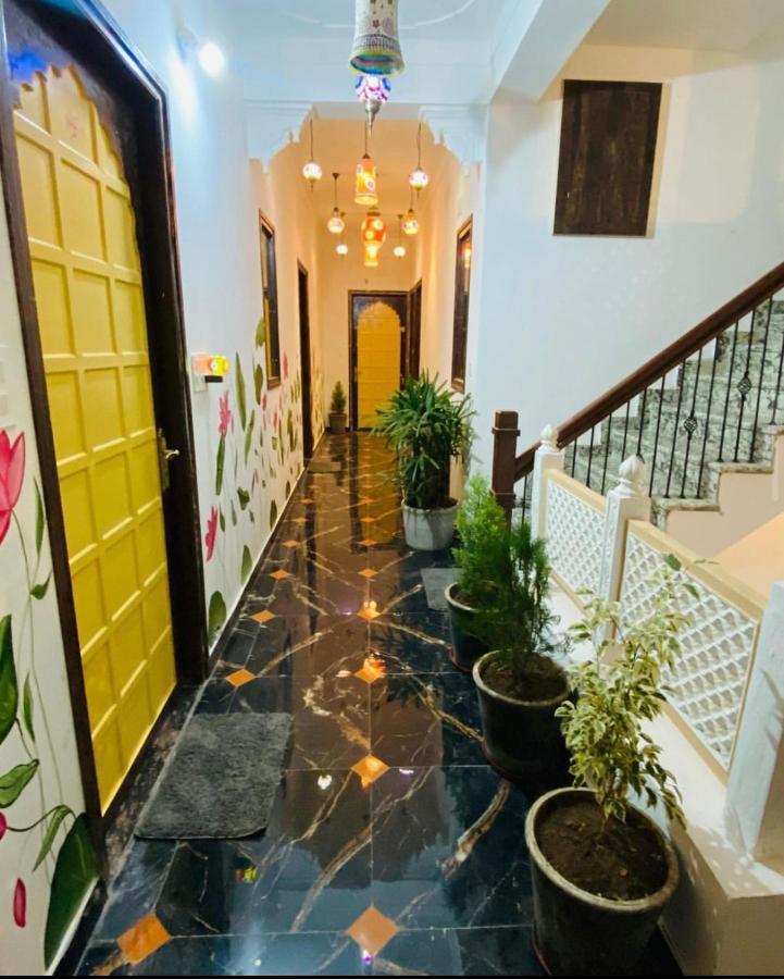 Petal Of Mewar - A Luxury Boutique Hotel Udaipur Exteriör bild