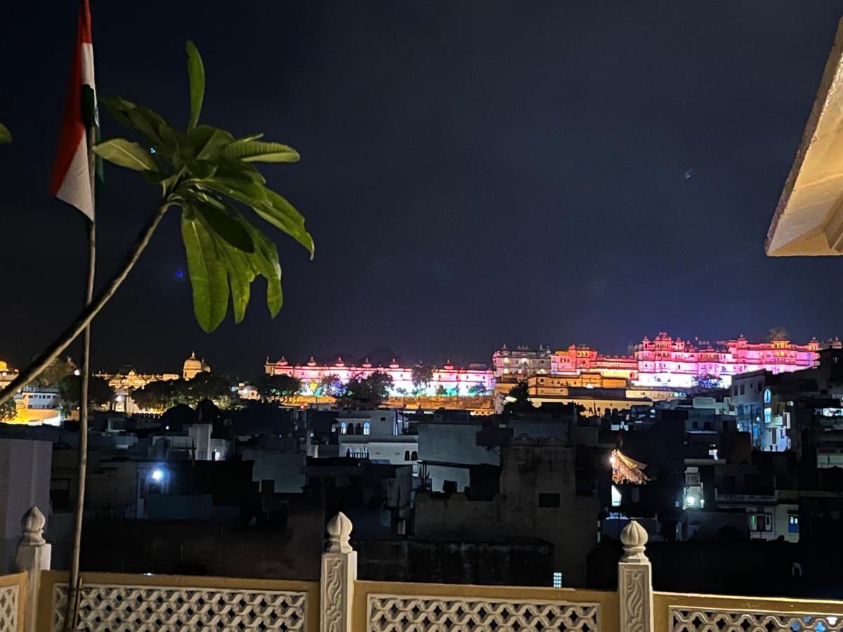 Petal Of Mewar - A Luxury Boutique Hotel Udaipur Exteriör bild