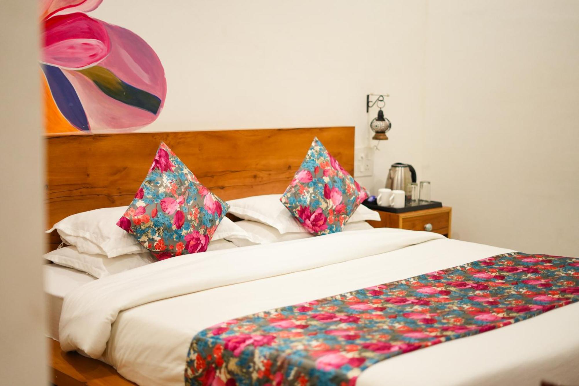 Petal Of Mewar - A Luxury Boutique Hotel Udaipur Exteriör bild