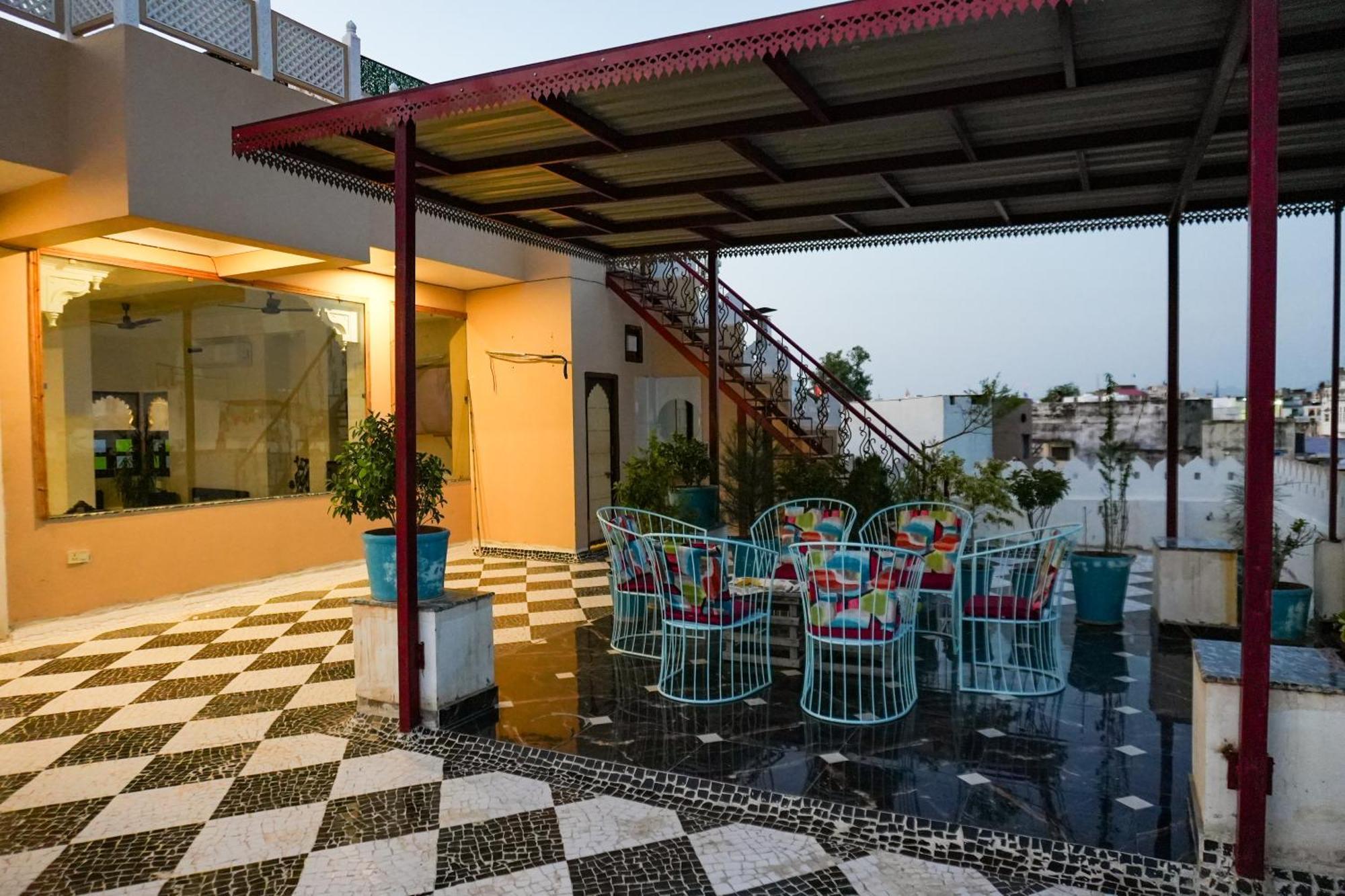 Petal Of Mewar - A Luxury Boutique Hotel Udaipur Exteriör bild